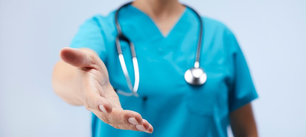 Servicio de asistencia médica internacional incluido en el seguro de viaje de Iris Global