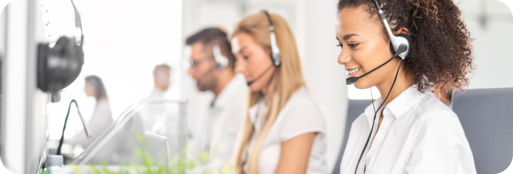 Central de asistencia 24 horas de Iris Global que atiende a los viajeros asegurados