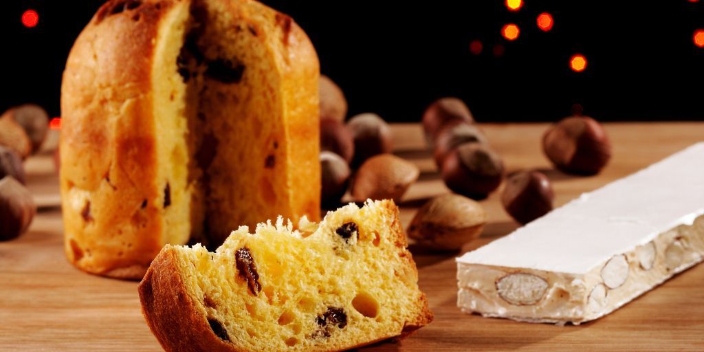 Panettone (Italia). 