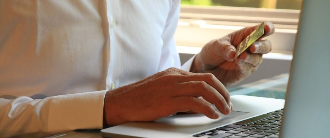 Defensa legal en compras online | Iris Global