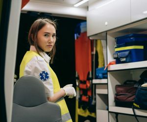 Ambulancia preparada para traslado sanitario