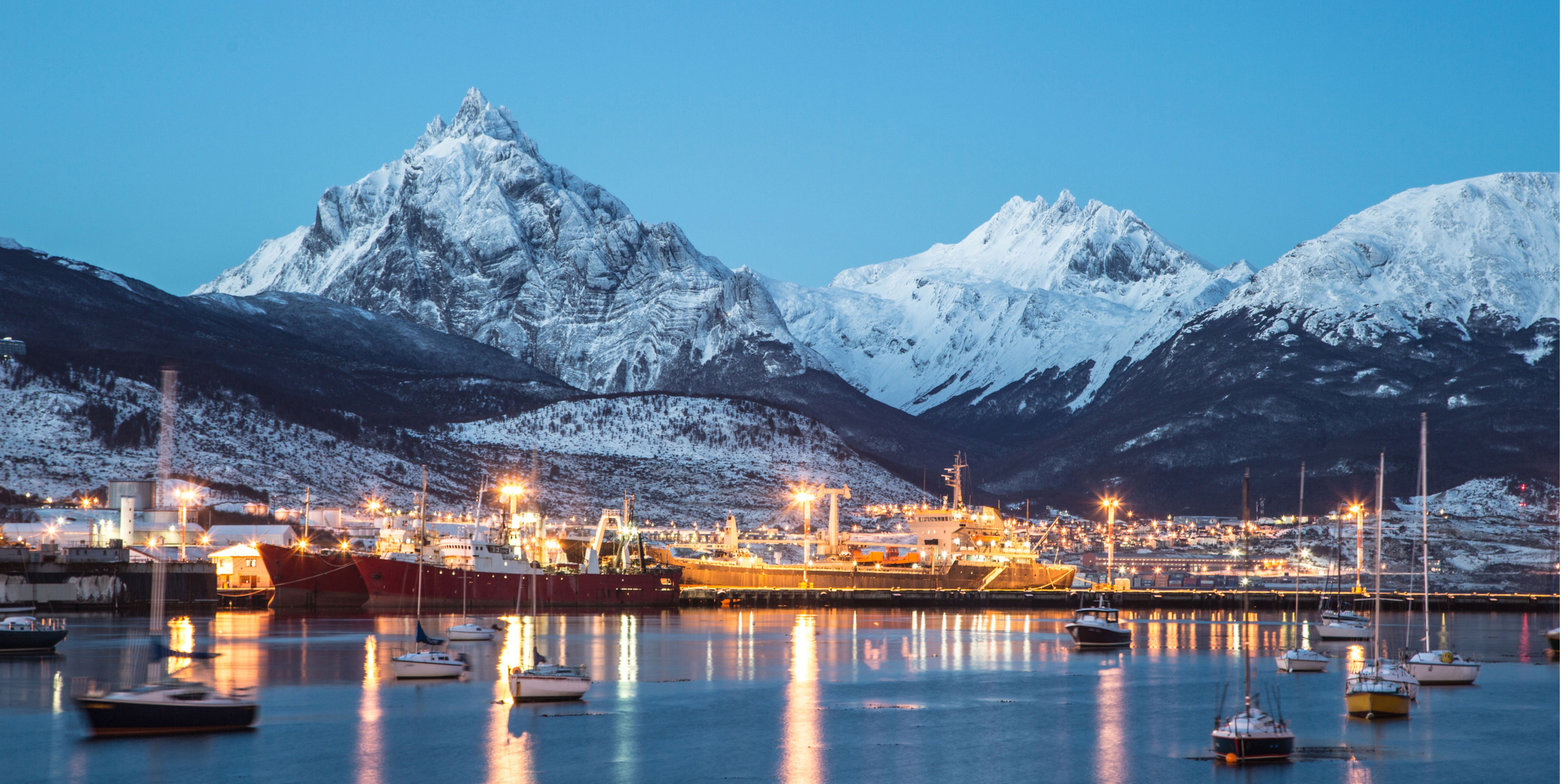 Viajeros preparados para volar a Argentina con seguro de viaje 
internacional Iris Global